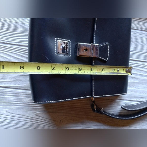 Dooney & Bourke Black Bag Made in Italy Purse with Lock and Key - Picture 9 of 15